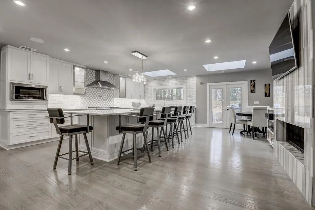 85 Mountain Creek Trace, Atlanta, Georgia 30328, 4 Bedrooms Bedrooms, ,3 BathroomsBathrooms,Residential,Sold,85 Mountain Creek Trace,5951697