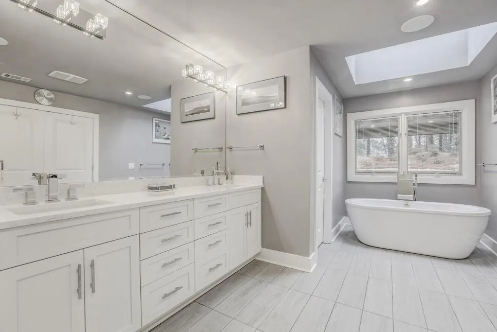 85 Mountain Creek Trace, Atlanta, Georgia 30328, 4 Bedrooms Bedrooms, ,3 BathroomsBathrooms,Residential,Sold,85 Mountain Creek Trace,5951697