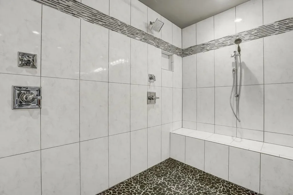 85 Mountain Creek Trace, Atlanta, Georgia 30328, 4 Bedrooms Bedrooms, ,3 BathroomsBathrooms,Residential,Sold,85 Mountain Creek Trace,5951697