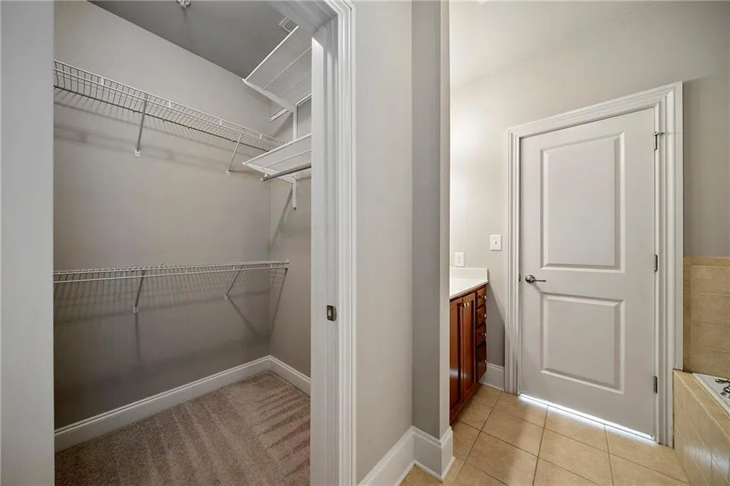 291 Le Gran Bnd Unit 291, Sandy Springs, Georgia 30328, 2 Bedrooms Bedrooms, ,2 BathroomsBathrooms,Residential,Sold,291 Le Gran Bnd Unit 291,6763234