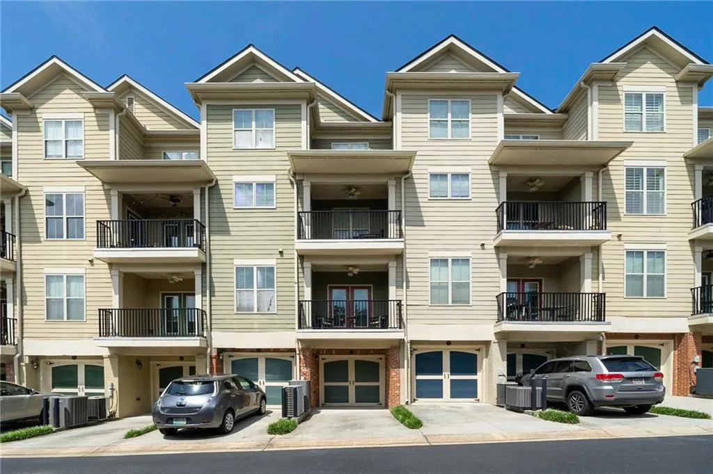 291 Le Gran Bnd Unit 291, Sandy Springs, Georgia 30328, 2 Bedrooms Bedrooms, ,2 BathroomsBathrooms,Residential,Sold,291 Le Gran Bnd Unit 291,6763234