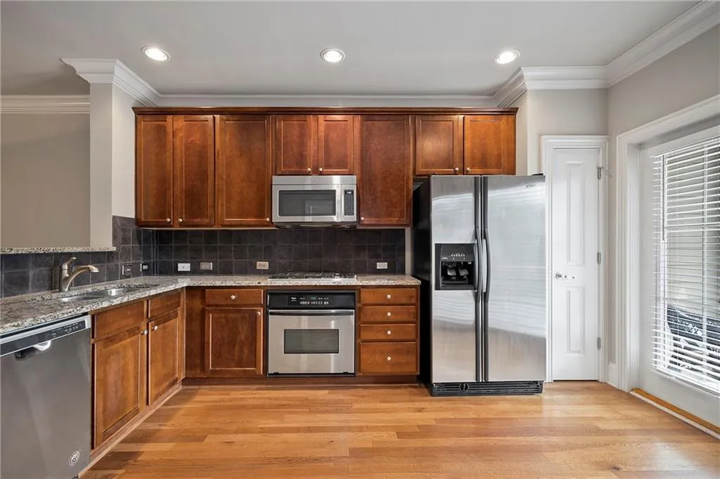291 Le Gran Bnd Unit 291, Sandy Springs, Georgia 30328, 2 Bedrooms Bedrooms, ,2 BathroomsBathrooms,Residential,Sold,291 Le Gran Bnd Unit 291,6763234