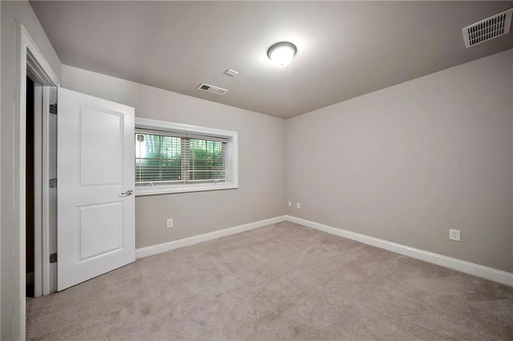 291 Le Gran Bnd Unit 291, Sandy Springs, Georgia 30328, 2 Bedrooms Bedrooms, ,2 BathroomsBathrooms,Residential,Sold,291 Le Gran Bnd Unit 291,6763234