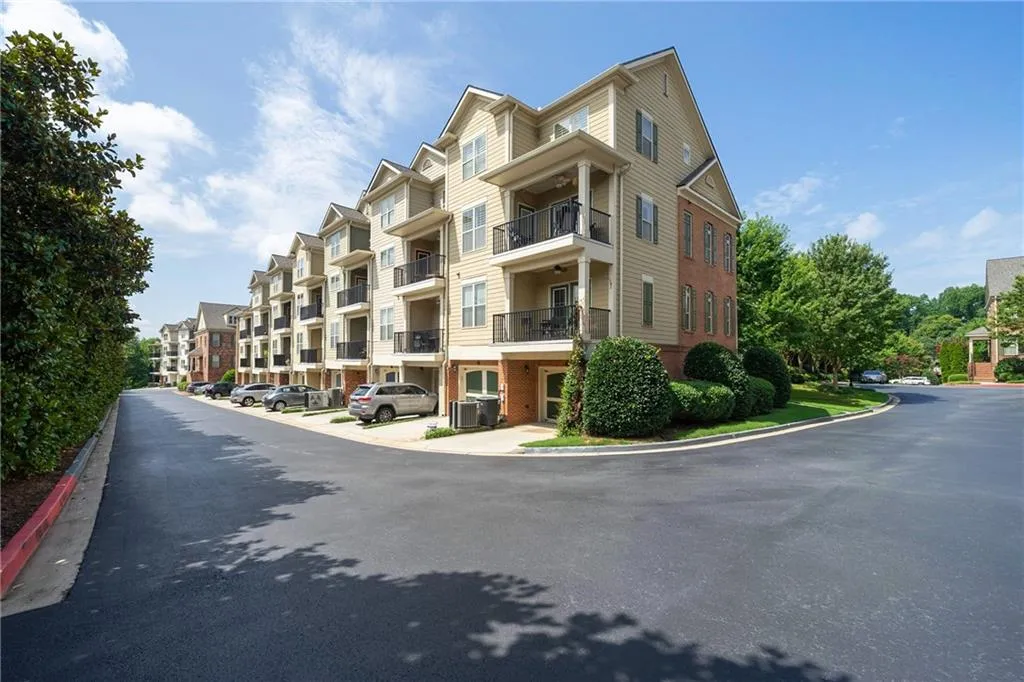 291 Le Gran Bnd Unit 291, Sandy Springs, Georgia 30328, 2 Bedrooms Bedrooms, ,2 BathroomsBathrooms,Residential,Sold,291 Le Gran Bnd Unit 291,6763234