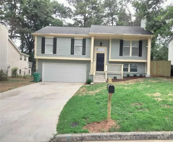 2053 Raintree Place, Lithonia, Georgia 30058