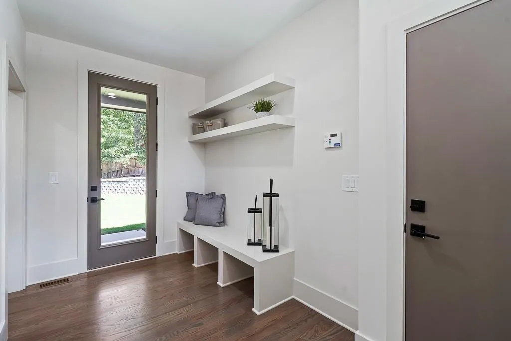 6447 Vernon Woods Drive, Atlanta, Georgia 30328, 5 Bedrooms Bedrooms, ,5 BathroomsBathrooms,Residential,Sold,6447 Vernon Woods Drive,6613840