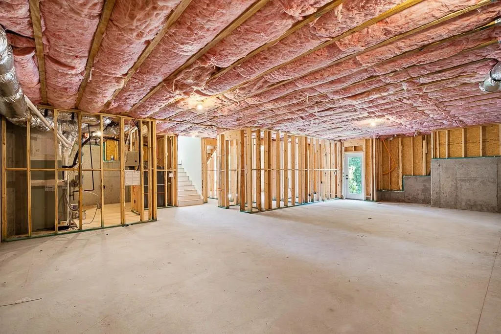 6447 Vernon Woods Drive, Atlanta, Georgia 30328, 5 Bedrooms Bedrooms, ,5 BathroomsBathrooms,Residential,Sold,6447 Vernon Woods Drive,6613840