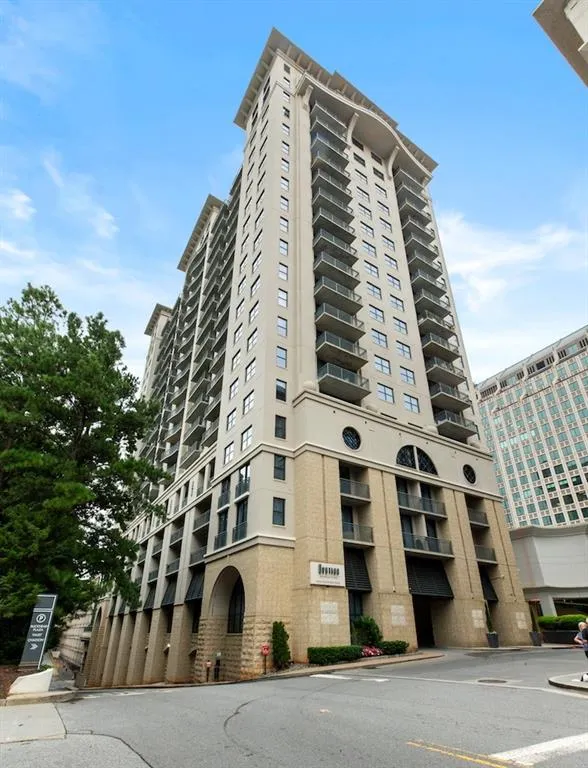 3040 Peachtree Road Nw Unit 1003, Atlanta, Georgia 30305, 2 Bedrooms Bedrooms, ,2 BathroomsBathrooms,Residential,For Sale,3040 Peachtree Road Nw Unit 1003,7634544