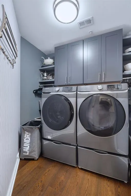 3040 Peachtree Road Nw Unit 1003, Atlanta, Georgia 30305, 2 Bedrooms Bedrooms, ,2 BathroomsBathrooms,Residential,For Sale,3040 Peachtree Road Nw Unit 1003,7634544