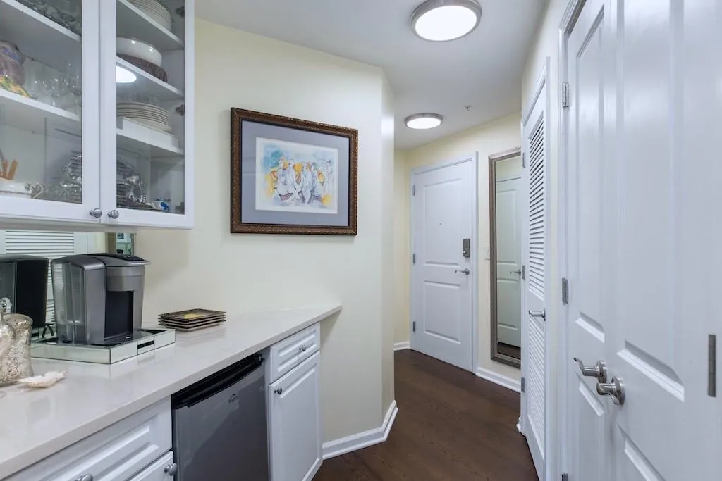 3040 Peachtree Road Nw Unit 1003, Atlanta, Georgia 30305, 2 Bedrooms Bedrooms, ,2 BathroomsBathrooms,Residential,For Sale,3040 Peachtree Road Nw Unit 1003,7634544