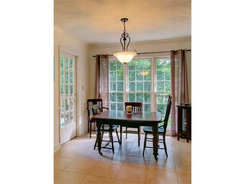 460 Tahoma Drive, Sandy Springs, Georgia 30350, 4 Bedrooms Bedrooms, ,2 BathroomsBathrooms,Residential,Sold,460 Tahoma Drive,5712486