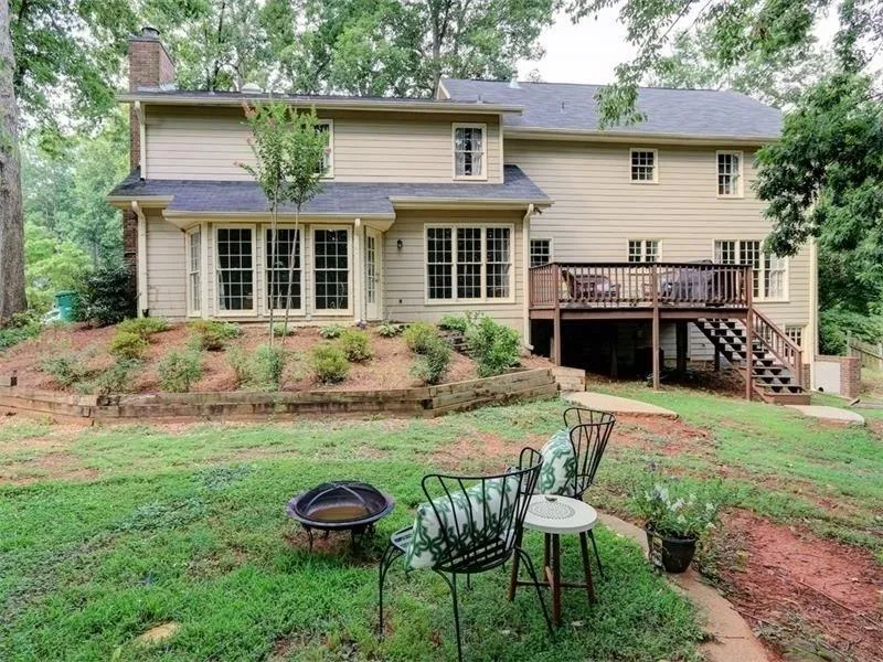 460 Tahoma Drive, Sandy Springs, Georgia 30350, 4 Bedrooms Bedrooms, ,2 BathroomsBathrooms,Residential,Sold,460 Tahoma Drive,5712486