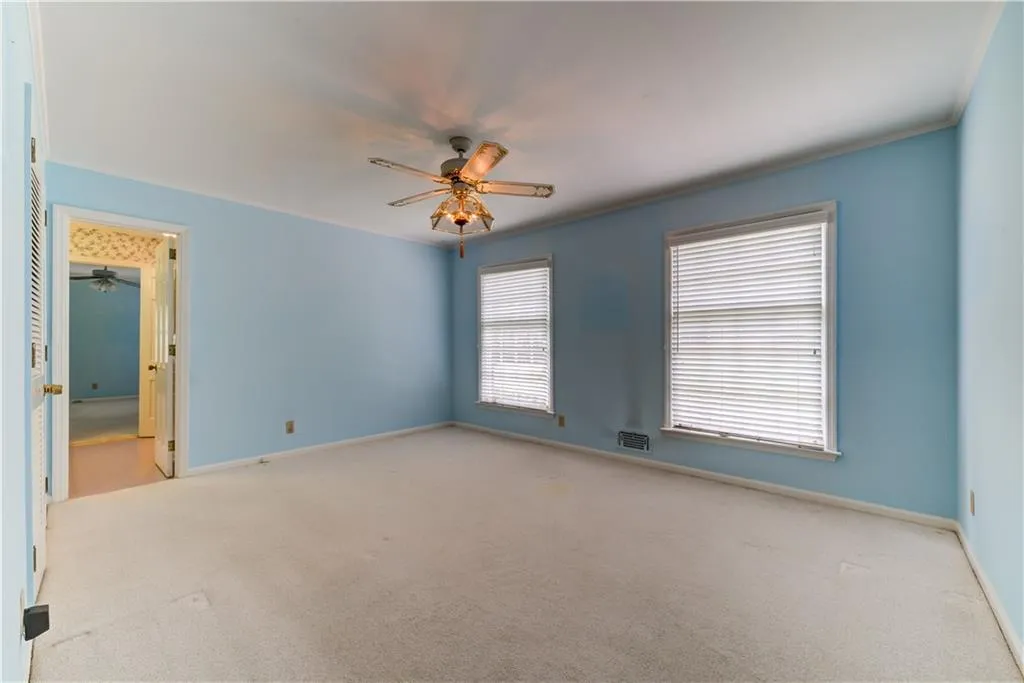 1665 Huntingdon Trail, Sandy Springs, Georgia 30350, 5 Bedrooms Bedrooms, ,4 BathroomsBathrooms,Residential,Sold,1665 Huntingdon Trail,6577395