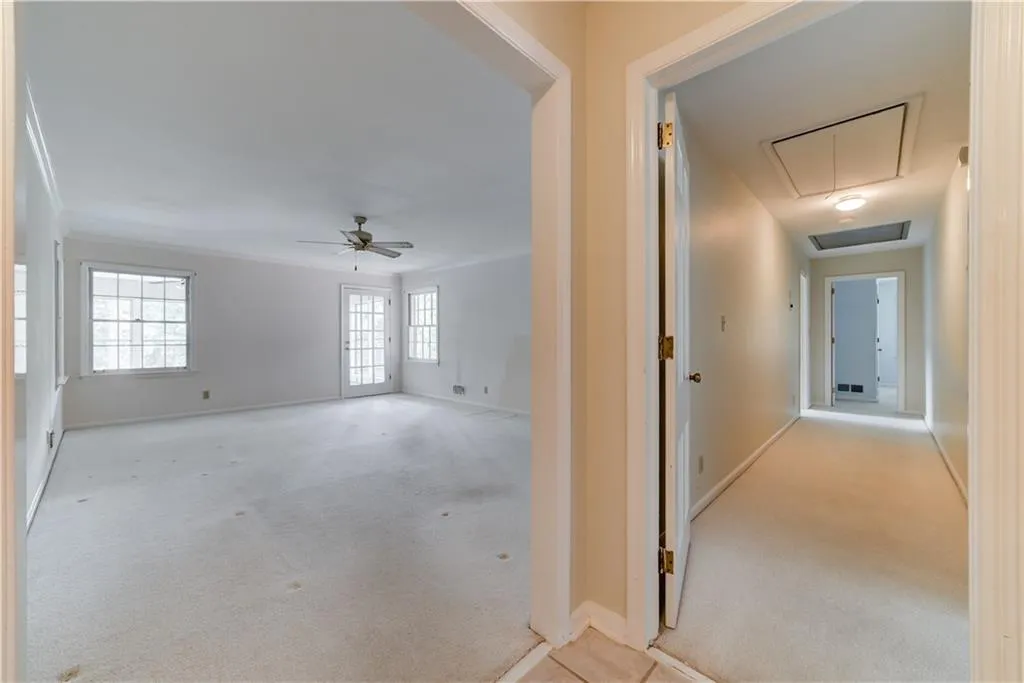 1665 Huntingdon Trail, Sandy Springs, Georgia 30350, 5 Bedrooms Bedrooms, ,4 BathroomsBathrooms,Residential,Sold,1665 Huntingdon Trail,6577395