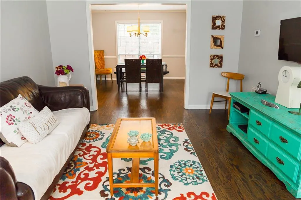 3 Newport Place Nw, Atlanta, Georgia 30318, 2 Bedrooms Bedrooms, ,2 BathroomsBathrooms,Residential,Sold,3 Newport Place Nw,5909192