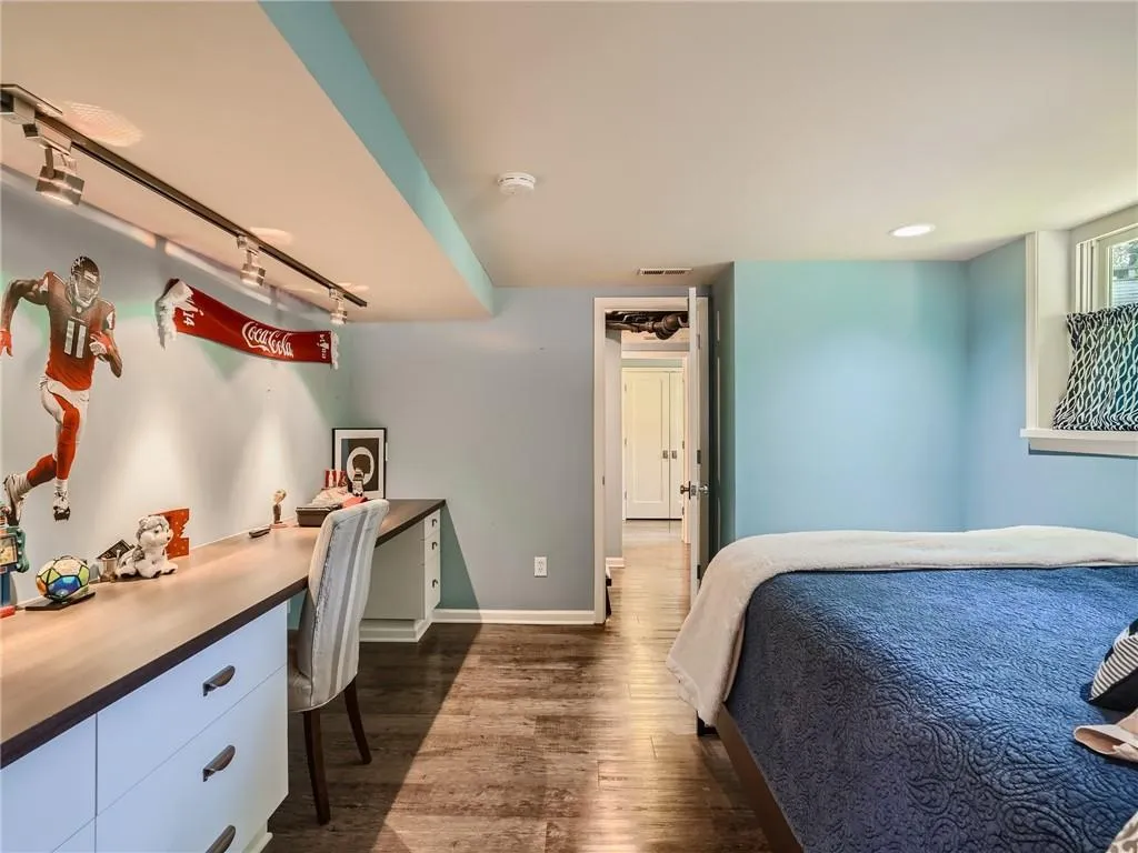 4574 Mystic Drive, Sandy Springs, Georgia 30342, 4 Bedrooms Bedrooms, ,3 BathroomsBathrooms,Residential,Sold,4574 Mystic Drive,7223242