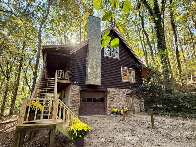Cabin on 85.95 acres! Pastures, rolling hills, stream, hike up to the bluff.