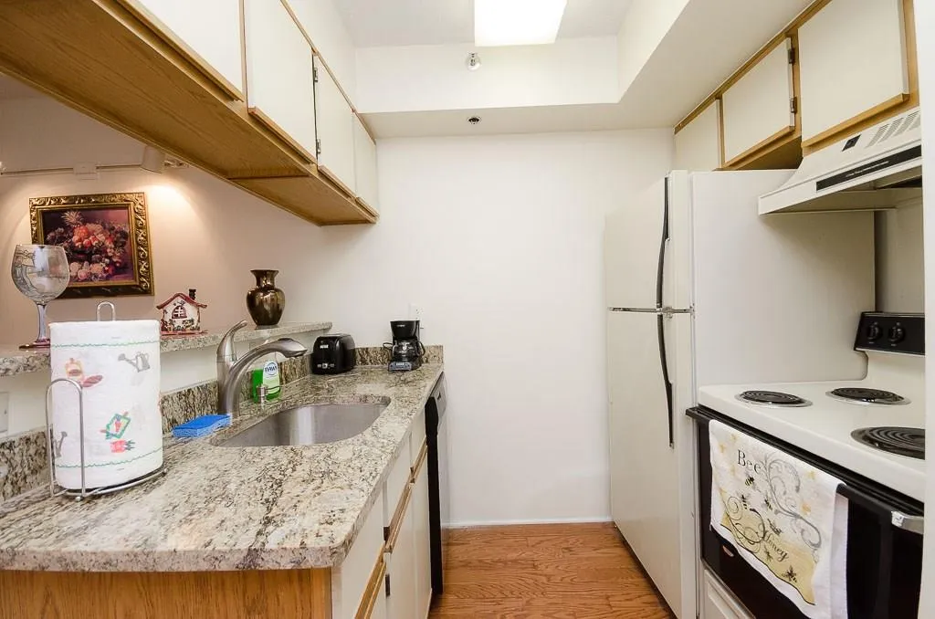 795 Hammond Drive Unit 810, Sandy Springs, Georgia 30328, 1 Bedroom Bedrooms, ,1 BathroomBathrooms,Residential,Sold,795 Hammond Drive Unit 810,7026469