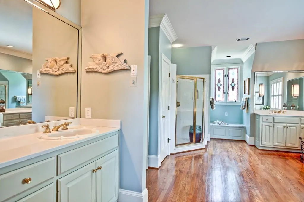4420 Highgrove Pointe, Atlanta, Georgia 30319, 4 Bedrooms Bedrooms, ,3 BathroomsBathrooms,Residential,Sold,4420 Highgrove Pointe,5729711
