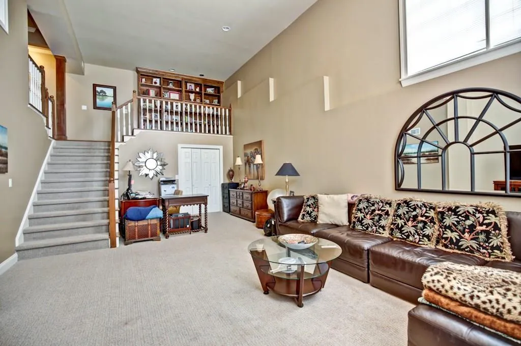 4420 Highgrove Pointe, Atlanta, Georgia 30319, 4 Bedrooms Bedrooms, ,3 BathroomsBathrooms,Residential,Sold,4420 Highgrove Pointe,5729711