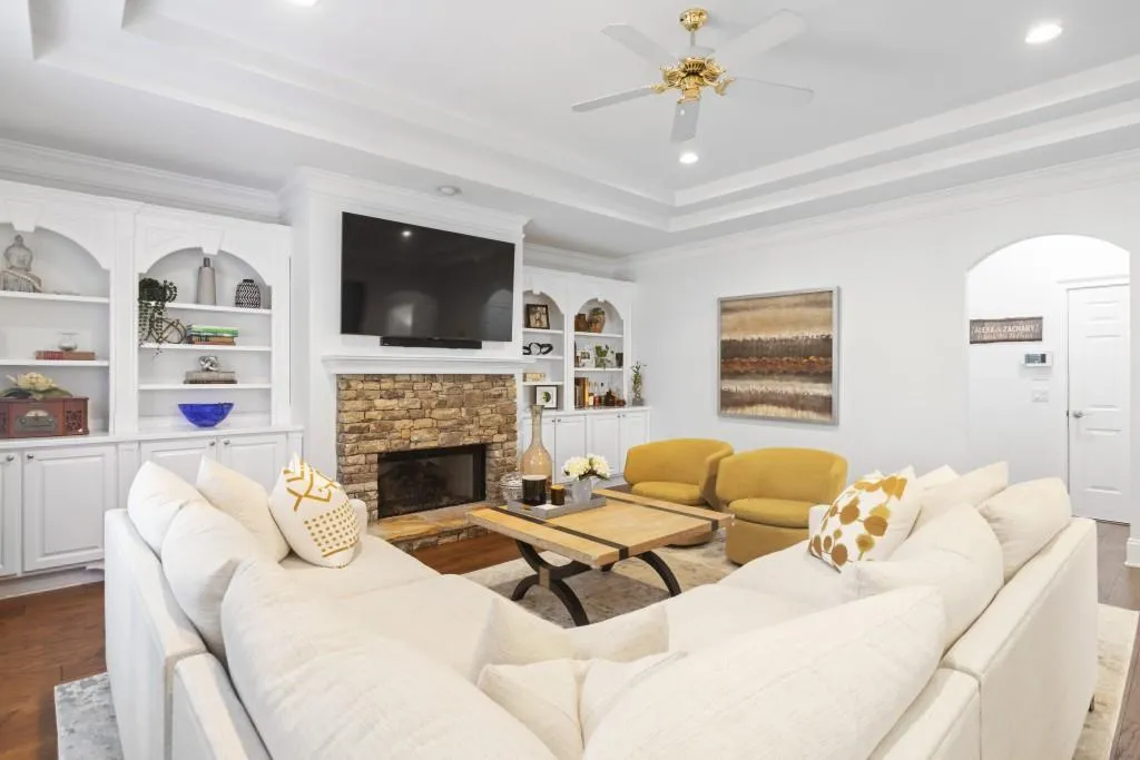 355 Wembley Circle, Sandy Springs, Georgia 30328, 4 Bedrooms Bedrooms, ,3 BathroomsBathrooms,Residential,Sold,355 Wembley Circle,7430607