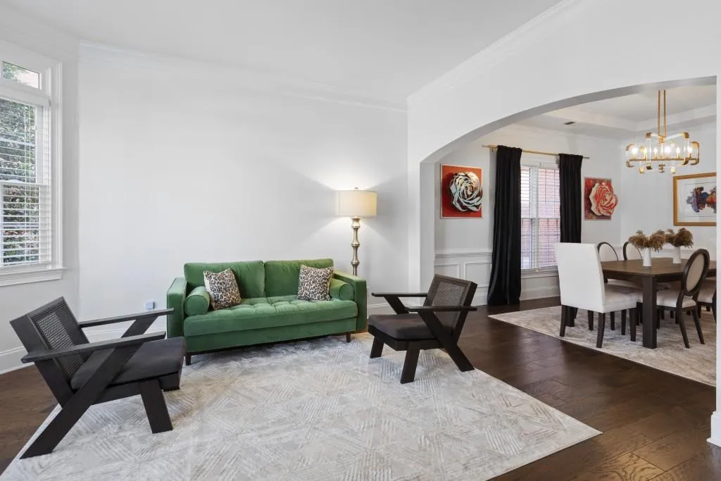 355 Wembley Circle, Sandy Springs, Georgia 30328, 4 Bedrooms Bedrooms, ,3 BathroomsBathrooms,Residential,Sold,355 Wembley Circle,7430607