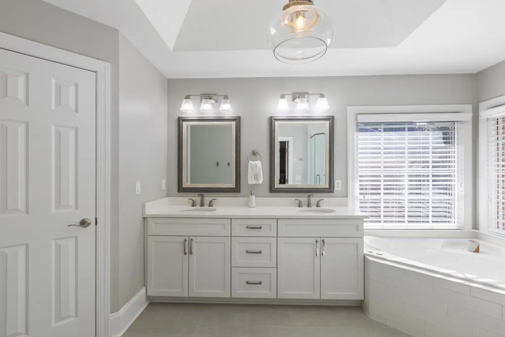 355 Wembley Circle, Sandy Springs, Georgia 30328, 4 Bedrooms Bedrooms, ,3 BathroomsBathrooms,Residential,Sold,355 Wembley Circle,7430607