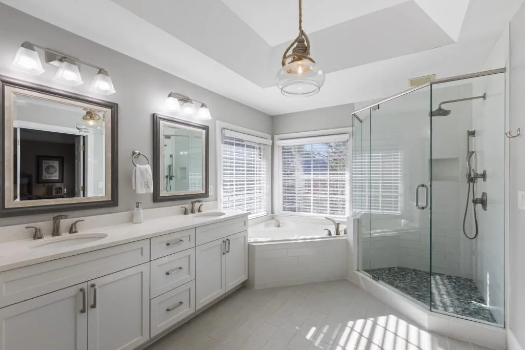 355 Wembley Circle, Sandy Springs, Georgia 30328, 4 Bedrooms Bedrooms, ,3 BathroomsBathrooms,Residential,Sold,355 Wembley Circle,7430607