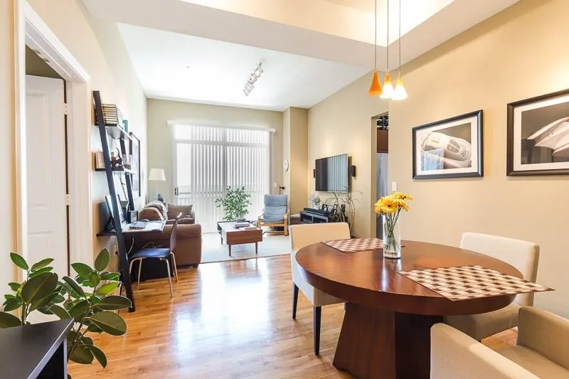 2626 Peachtree Road Nw Unit 1808, Atlanta, Georgia 30305, 1 Bedroom Bedrooms, ,1 BathroomBathrooms,Residential,Sold,2626 Peachtree Road Nw Unit 1808,5881205