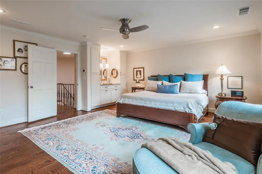 106 Jefferson Circle, Atlanta, Georgia 30328, 3 Bedrooms Bedrooms, ,2 BathroomsBathrooms,Residential,Sold,106 Jefferson Circle,6087427