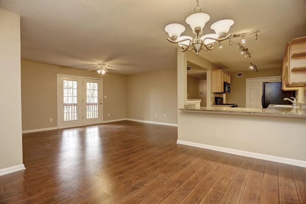 203 Brighton Point Unit 203, Atlanta, Georgia 30328, 2 Bedrooms Bedrooms, ,2 BathroomsBathrooms,Residential,Sold,203 Brighton Point Unit 203,5789331