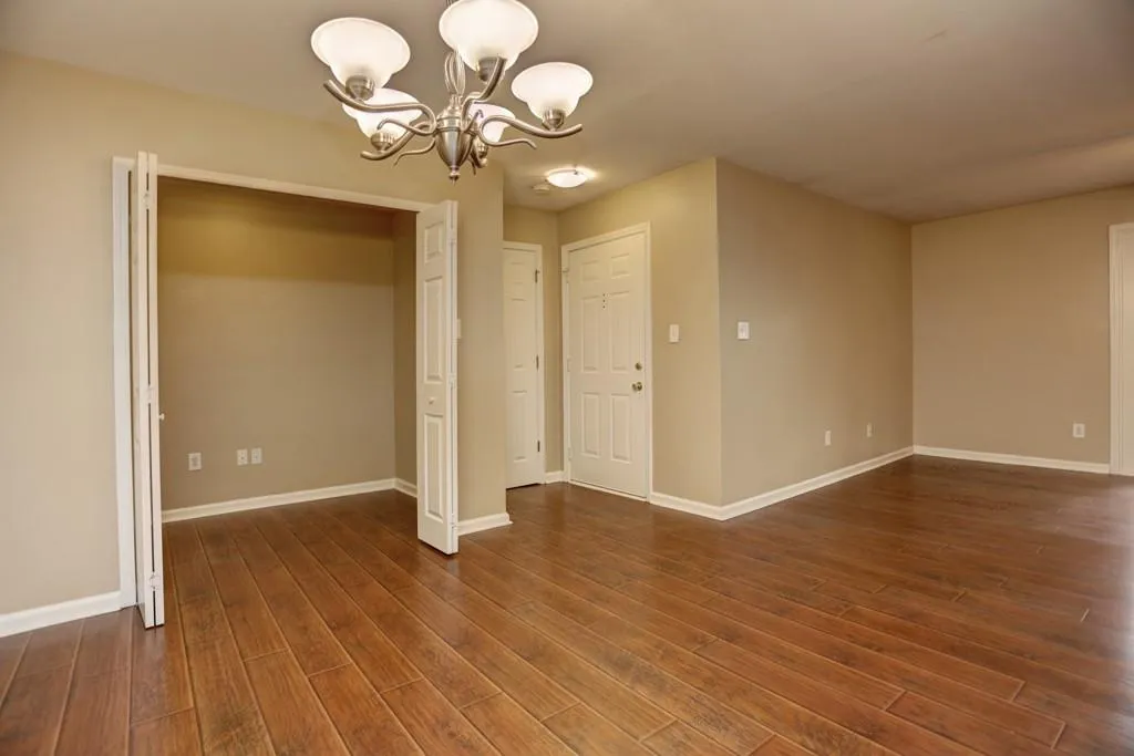 203 Brighton Point Unit 203, Atlanta, Georgia 30328, 2 Bedrooms Bedrooms, ,2 BathroomsBathrooms,Residential,Sold,203 Brighton Point Unit 203,5789331