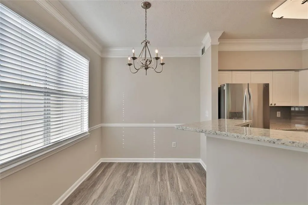 5559 Glenridge Drive Unit 1301, Sandy Springs, Georgia 30342, 2 Bedrooms Bedrooms, ,1 BathroomBathrooms,Residential,Sold,5559 Glenridge Drive Unit 1301,6928675