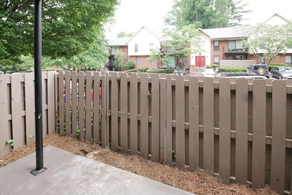 6851 Roswell Road Unit I-16, Sandy Springs, Georgia 30328, 3 Bedrooms Bedrooms, ,2 BathroomsBathrooms,Residential,Sold,6851 Roswell Road Unit I-16,5894471