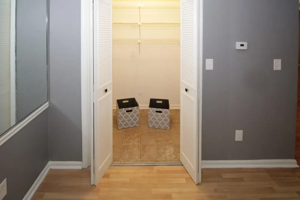 6851 Roswell Road Unit I-16, Sandy Springs, Georgia 30328, 3 Bedrooms Bedrooms, ,2 BathroomsBathrooms,Residential,Sold,6851 Roswell Road Unit I-16,5894471