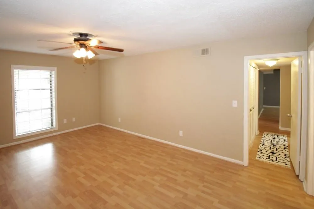 6851 Roswell Road Unit I-16, Sandy Springs, Georgia 30328, 3 Bedrooms Bedrooms, ,2 BathroomsBathrooms,Residential,Sold,6851 Roswell Road Unit I-16,5894471