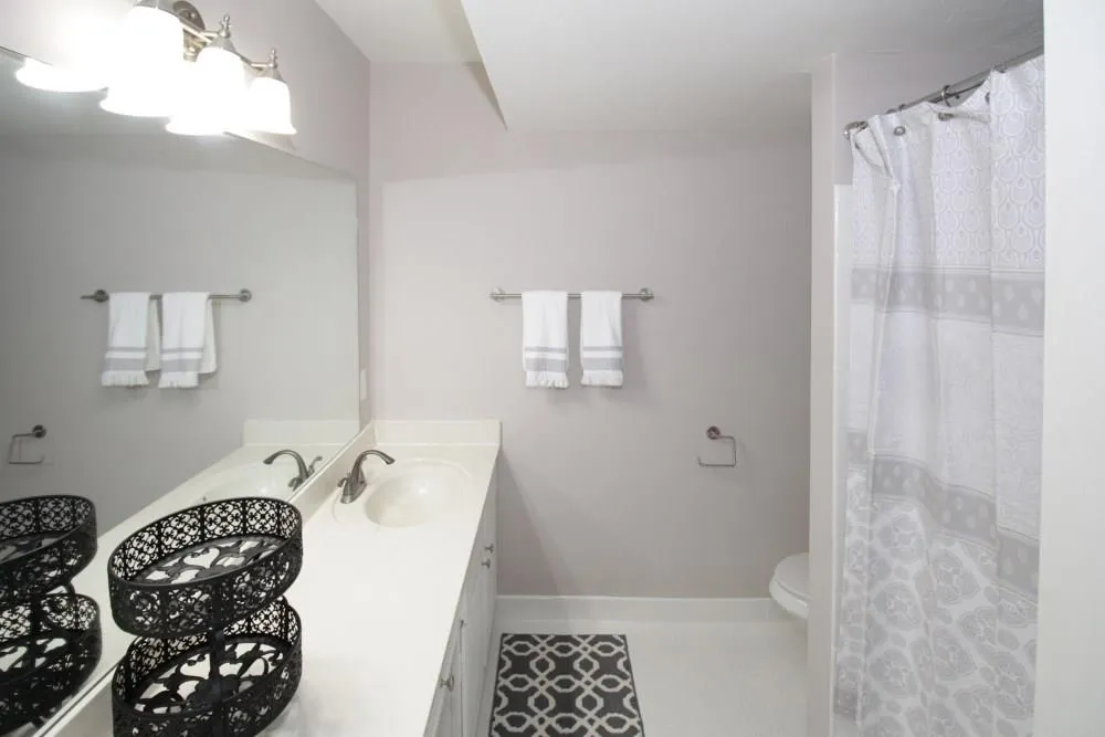 6851 Roswell Road Unit I-16, Sandy Springs, Georgia 30328, 3 Bedrooms Bedrooms, ,2 BathroomsBathrooms,Residential,Sold,6851 Roswell Road Unit I-16,5894471