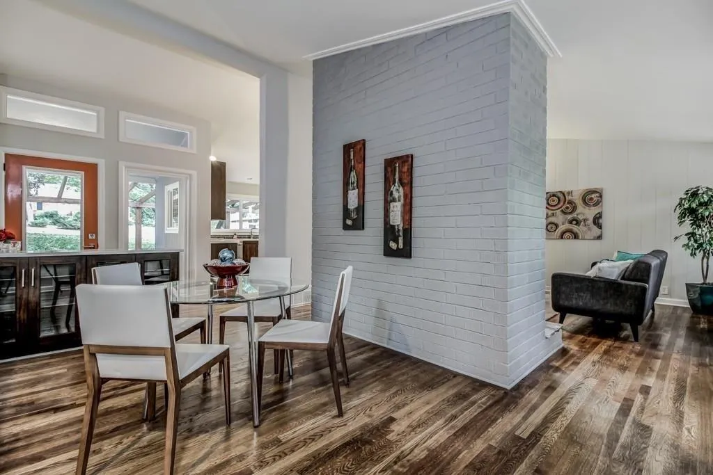 5890 Kayron Drive, Atlanta, Georgia 30328, 4 Bedrooms Bedrooms, ,3 BathroomsBathrooms,Residential,Sold,5890 Kayron Drive,6710387