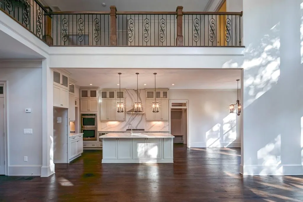 41 Long Island Place, Atlanta, Georgia 30328, 6 Bedrooms Bedrooms, ,5 BathroomsBathrooms,Residential,Sold,41 Long Island Place,5740399