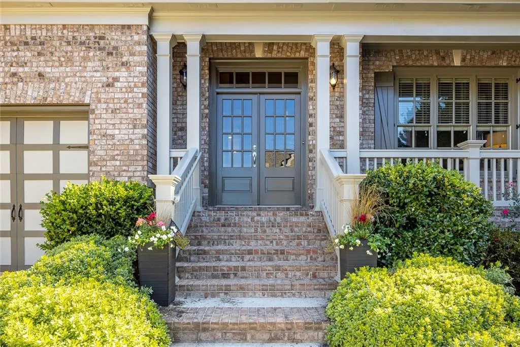 6312 Mount Vernon Oaks Drive, Sandy Springs, Georgia 30328, 5 Bedrooms Bedrooms, ,4 BathroomsBathrooms,Residential,Sold,6312 Mount Vernon Oaks Drive,6959108