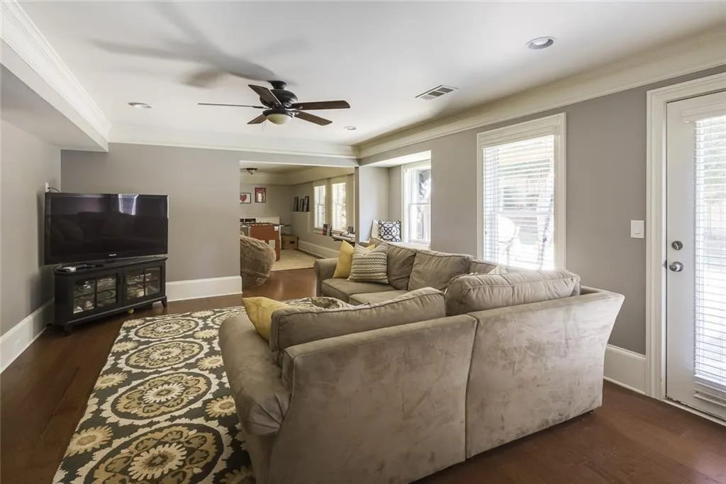 6312 Mount Vernon Oaks Drive, Sandy Springs, Georgia 30328, 5 Bedrooms Bedrooms, ,4 BathroomsBathrooms,Residential,Sold,6312 Mount Vernon Oaks Drive,6959108