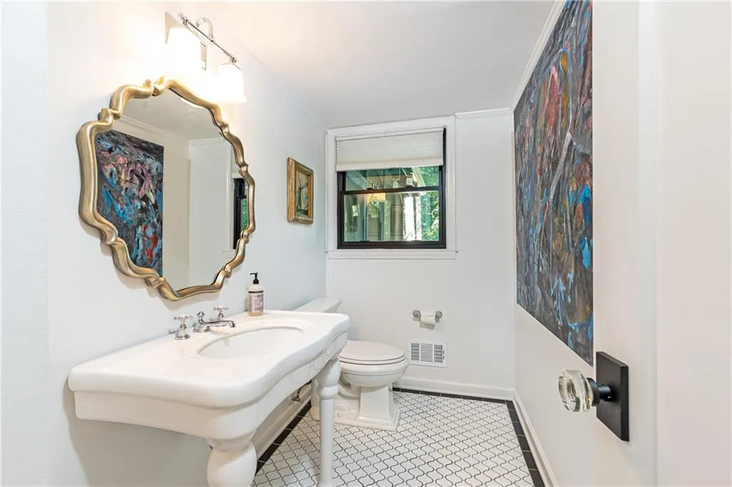 7220 Twin Branch Road, Atlanta, Georgia 30328, 4 Bedrooms Bedrooms, ,2 BathroomsBathrooms,Residential,Sold,7220 Twin Branch Road,7444086