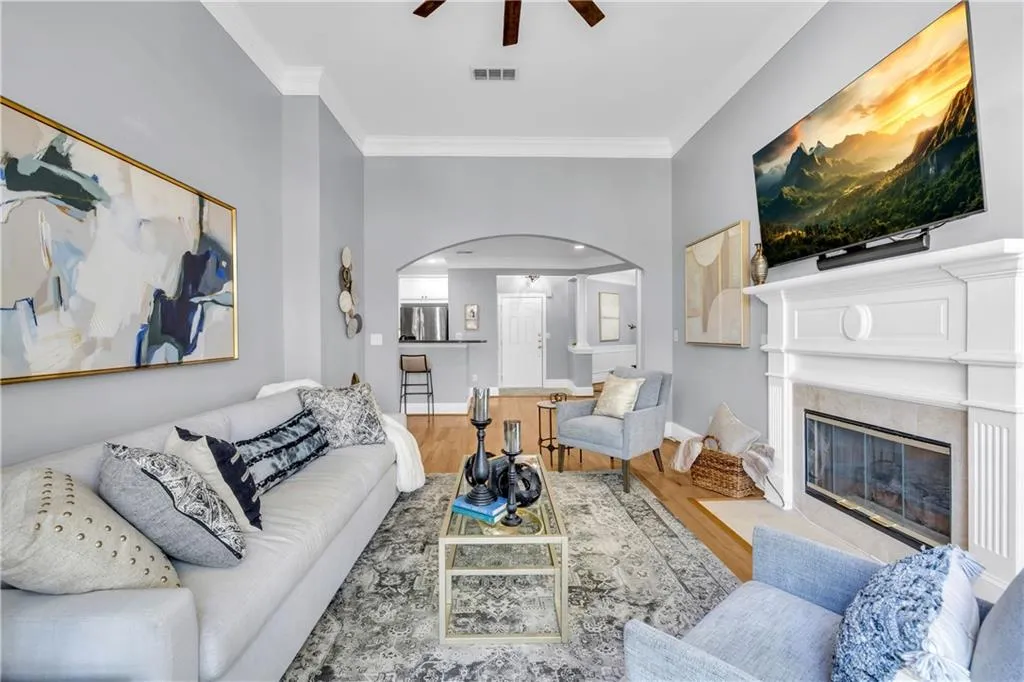 4100 Paces Walk Se Unit 2304, Atlanta, Georgia 30339, 3 Bedrooms Bedrooms, 0 ,2 BathroomsBathrooms,Residential,Sold,4100 Paces Walk Se Unit 2304,7718005