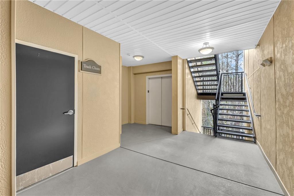Property entrance with elevator