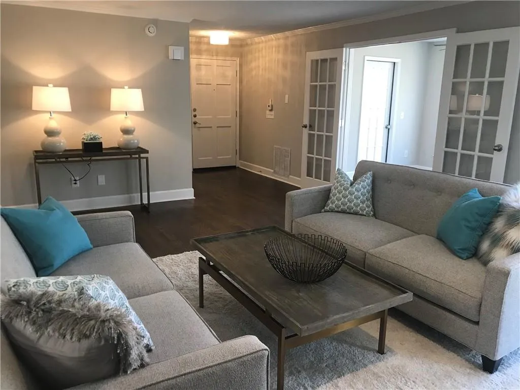 1000 Camden Court Nw, Sandy Springs, Georgia 30327, 2 Bedrooms Bedrooms, ,2 BathroomsBathrooms,Residential,Sold,1000 Camden Court Nw,6508583