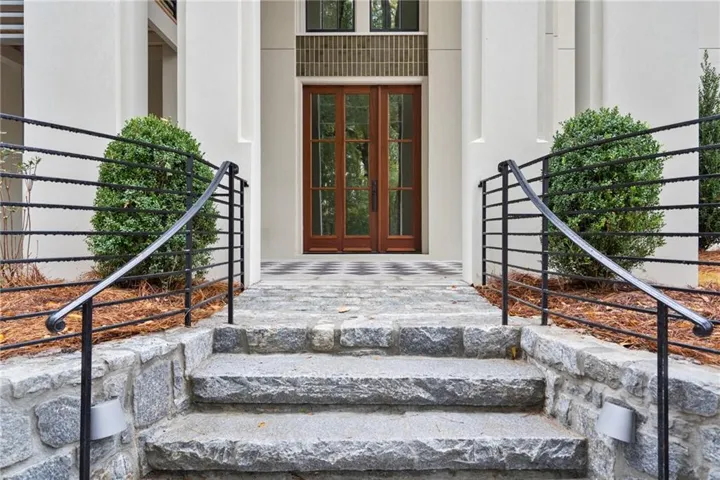 91 Sheridan Drive, Atlanta, Georgia 30305