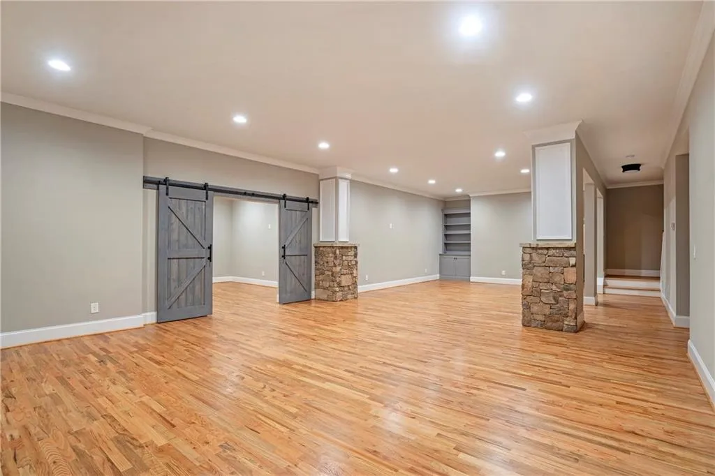 254 Elden Drive, Atlanta, Georgia 30342, 6 Bedrooms Bedrooms, ,6 BathroomsBathrooms,Residential,Sold,254 Elden Drive,7112681