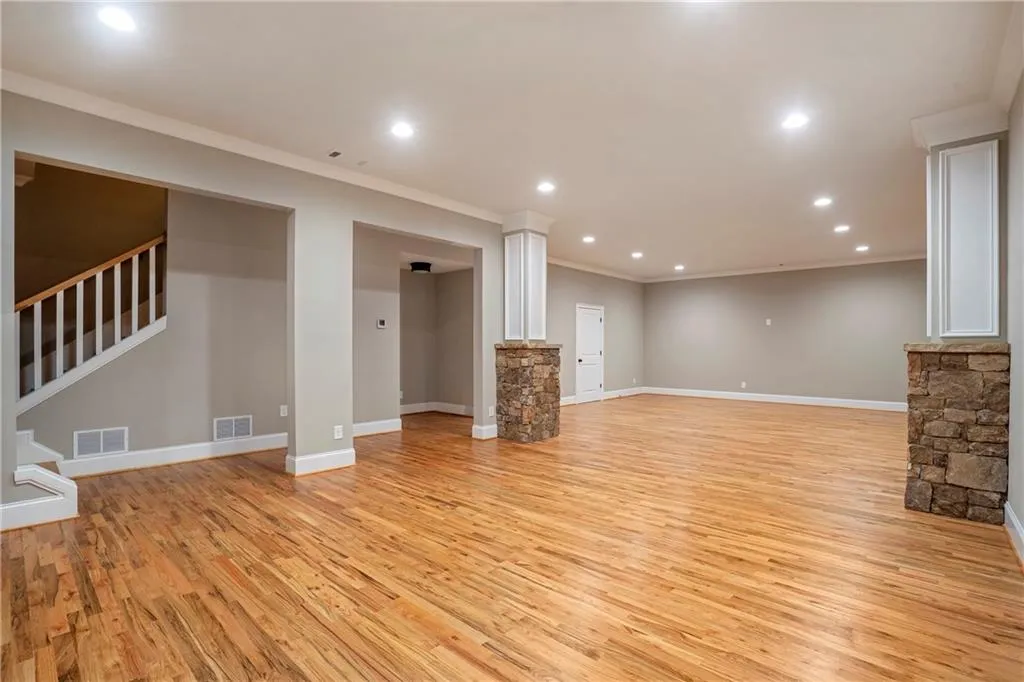 254 Elden Drive, Atlanta, Georgia 30342, 6 Bedrooms Bedrooms, ,6 BathroomsBathrooms,Residential,Sold,254 Elden Drive,7112681