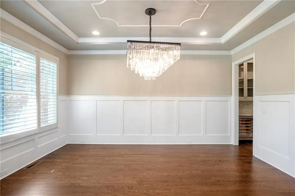 254 Elden Drive, Atlanta, Georgia 30342, 6 Bedrooms Bedrooms, ,6 BathroomsBathrooms,Residential,Sold,254 Elden Drive,7112681