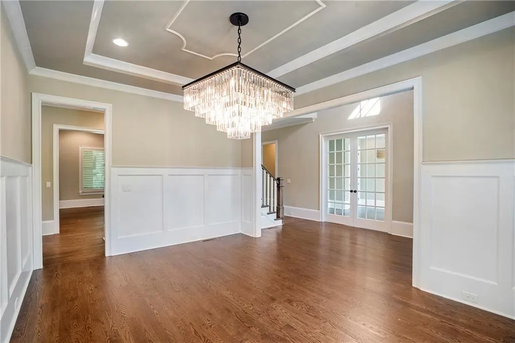 254 Elden Drive, Atlanta, Georgia 30342, 6 Bedrooms Bedrooms, ,6 BathroomsBathrooms,Residential,Sold,254 Elden Drive,7112681